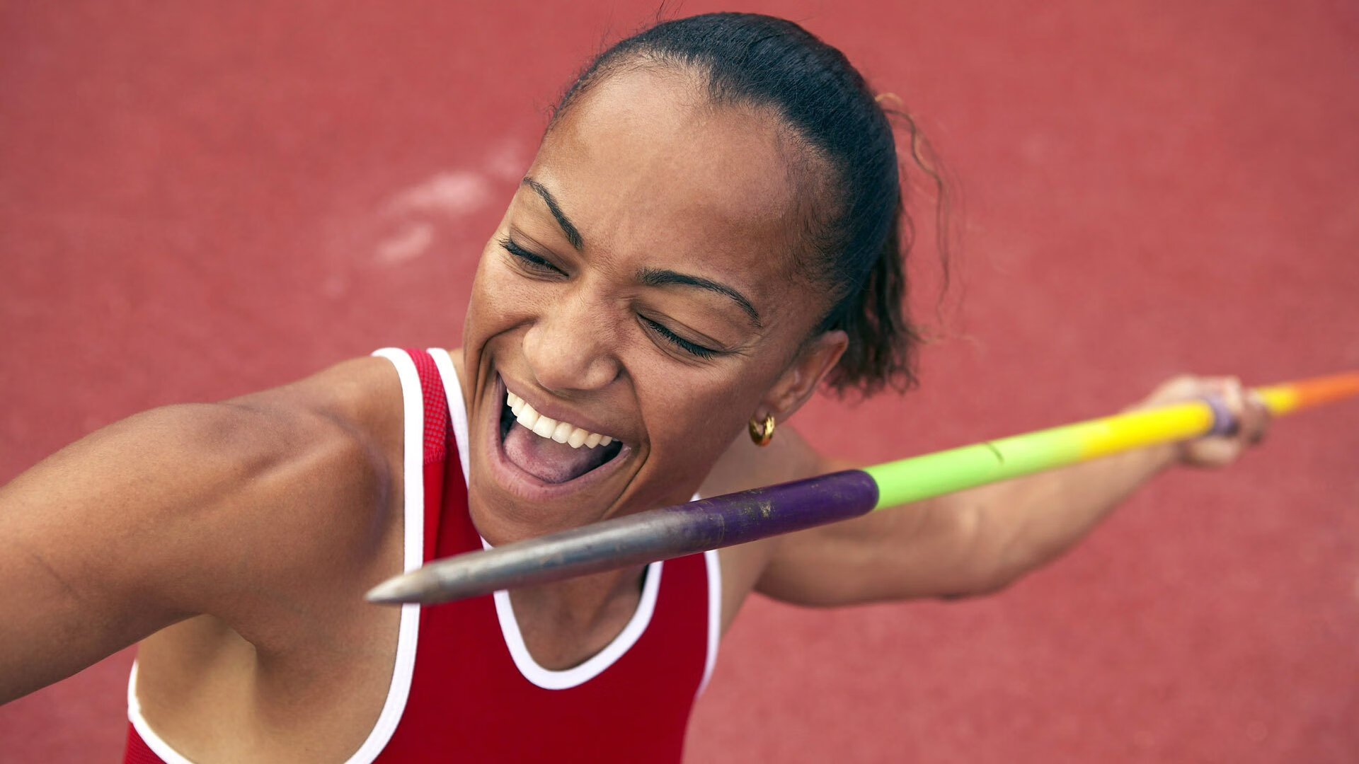 美国马术协会设立“Mustang Challenge”奖学金,支持传统马术研究。