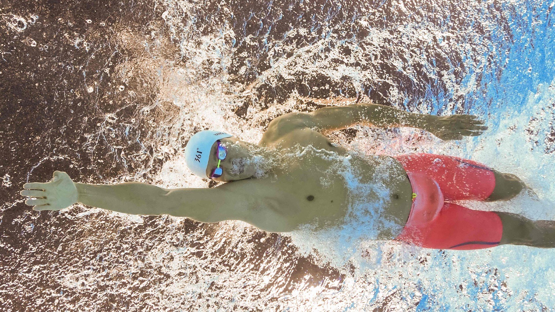 奥运村设施建设保障运动员生活，运动员居住的奥运村中将使用800多万个