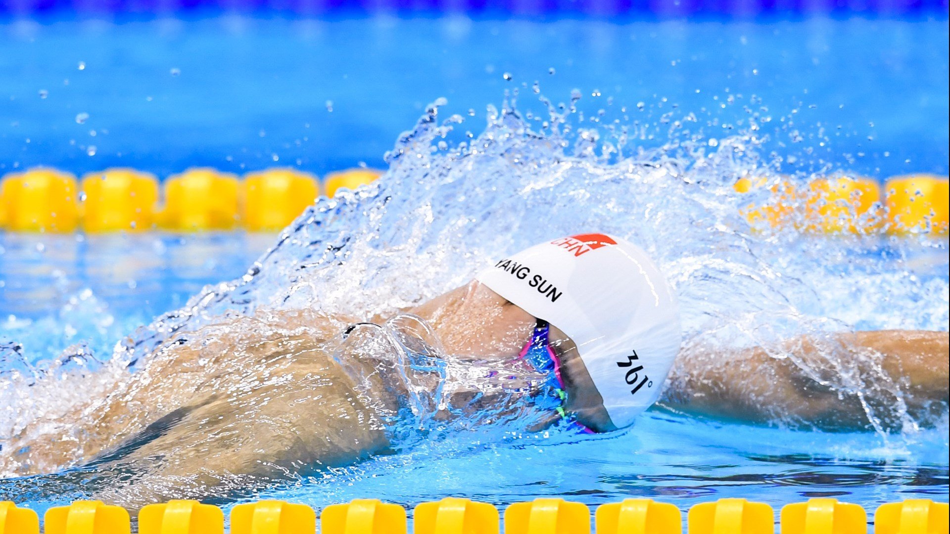 九游jiuyou-混合泳赛事南非男队展现全面能力，混合泳男女