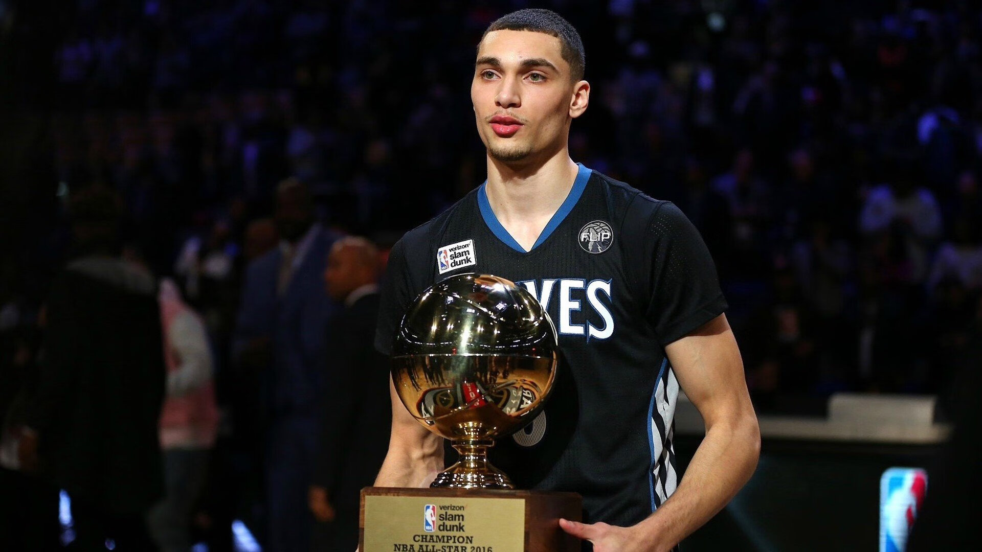 九游娱乐官网-个性化装备：球杆、球鞋的个性定制火了，签名球杆